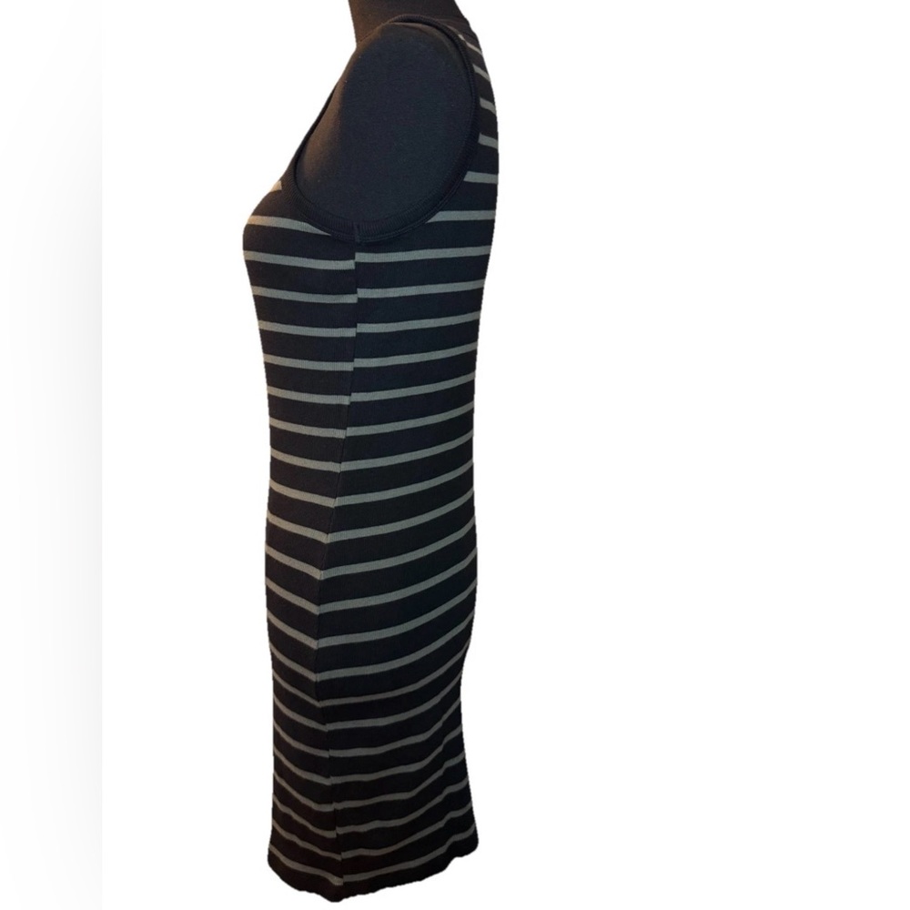 Steve Madden Women's Sleeveless Black & Gray Striped Dress, Size Medium - Picture 7 of 11